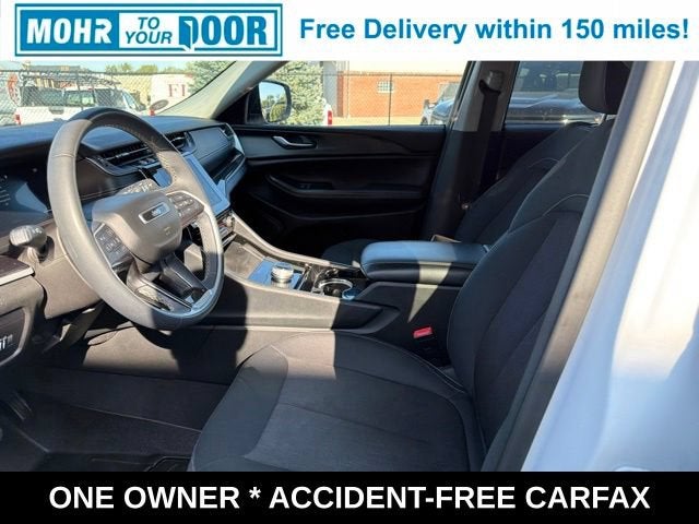 2023 Jeep Grand Cherokee L Laredo