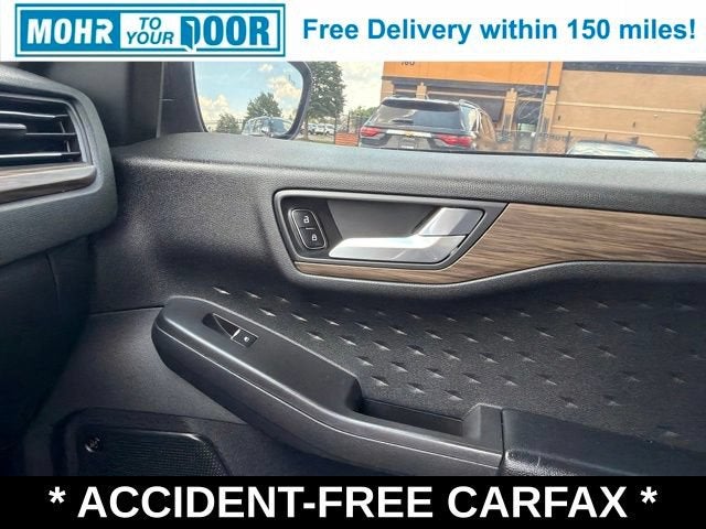 2020 Ford Escape Titanium Hybrid