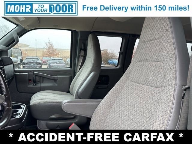 2017 Chevrolet Express Passenger 3500 LT