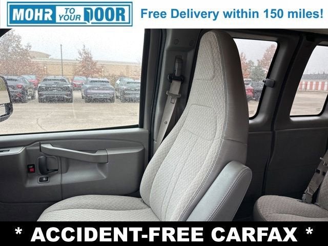 2017 Chevrolet Express Passenger 3500 LT