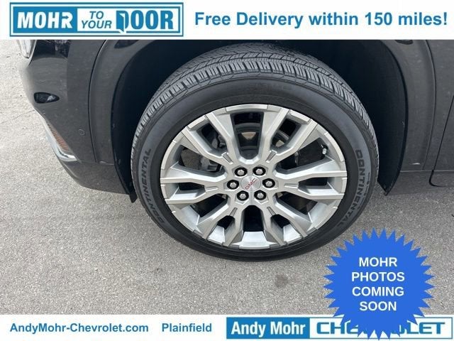 2024 GMC Acadia Denali