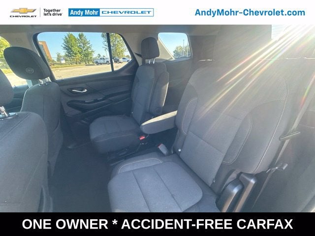 2021 Chevrolet Traverse LT Cloth