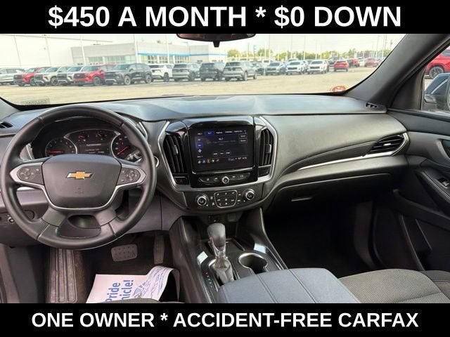 2023 Chevrolet Traverse LT Cloth