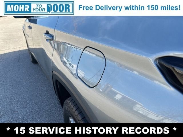 2023 Chevrolet Traverse LT Leather