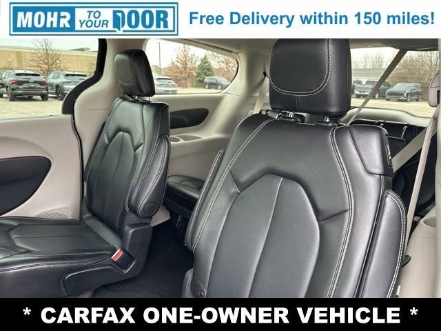 2024 Chrysler Pacifica Touring L