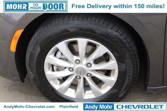 2017 Chrysler Pacifica Touring-L