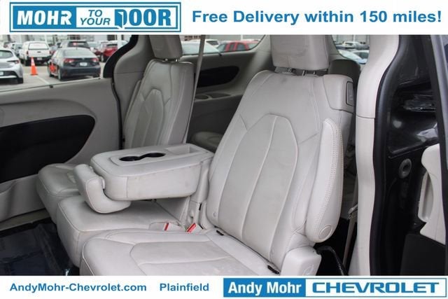 2017 Chrysler Pacifica Touring-L