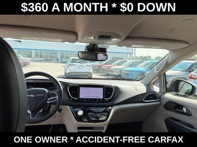 2023 Chrysler Pacifica Touring L