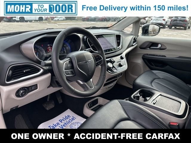 2024 Chrysler Pacifica Touring L