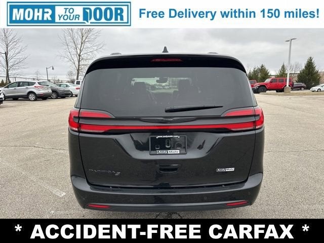 2022 Chrysler Pacifica Touring L