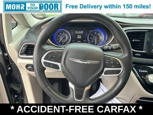 2022 Chrysler Voyager LX