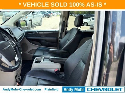 2014 Chrysler Town & Country Touring-L