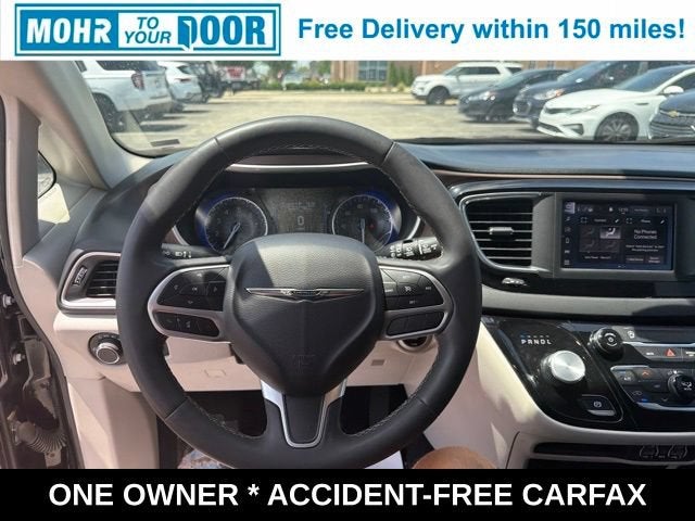 2023 Chrysler Voyager LX