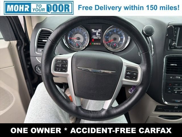 2016 Chrysler Town & Country Touring-L Anniversary Edition