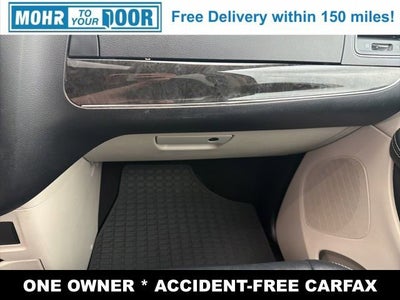 2016 Chrysler Town & Country Touring-L Anniversary Edition