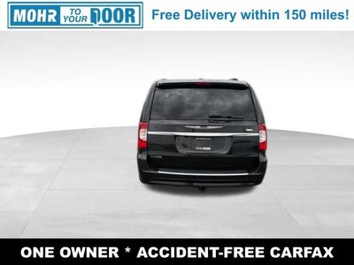 2016 Chrysler Town & Country Touring-L Anniversary Edition