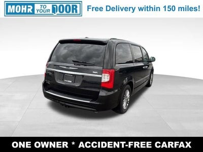 2016 Chrysler Town & Country Touring-L Anniversary Edition