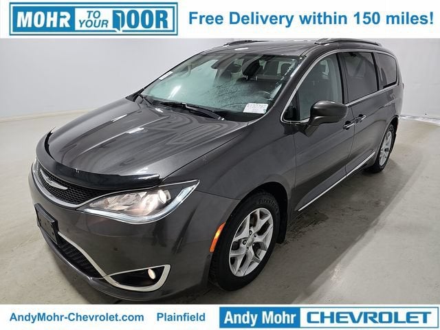 2017 Chrysler Pacifica Touring-L Plus
