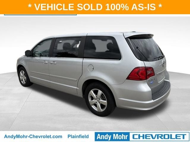 2010 Volkswagen Routan SE