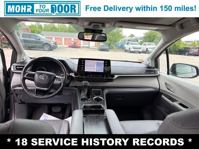 2022 Toyota Sienna Limited