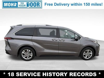 2022 Toyota Sienna Limited