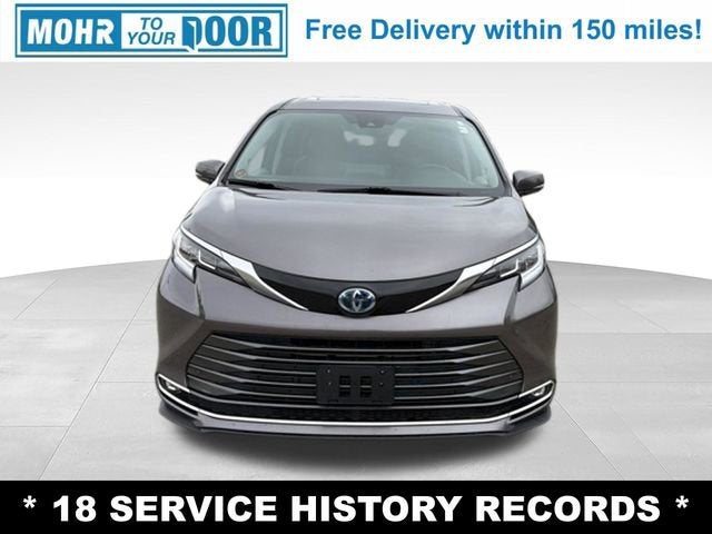 2022 Toyota Sienna Limited