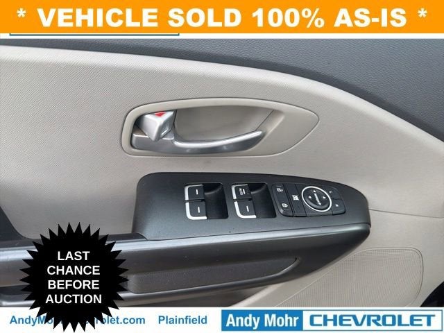 2015 Kia Sedona L