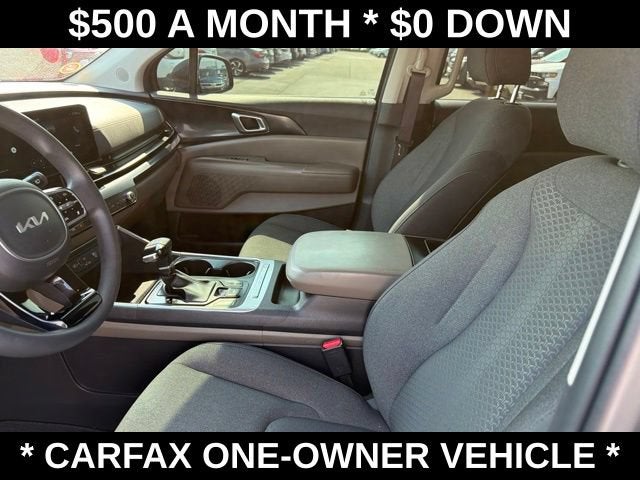 2025 Kia Carnival LX