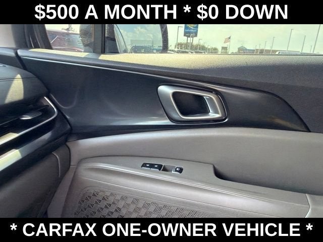 2025 Kia Carnival LX