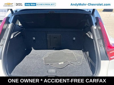 2019 Volvo XC40 Momentum