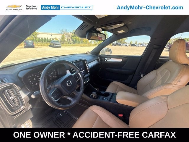2019 Volvo XC40 Momentum