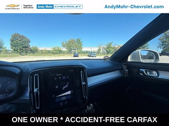2019 Volvo XC40 Momentum