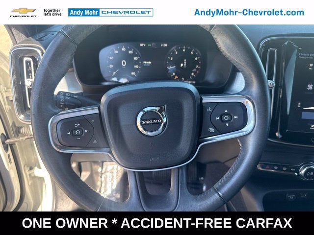 2019 Volvo XC40 Momentum