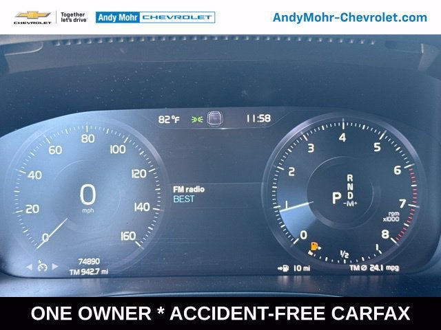 2019 Volvo XC40 Momentum
