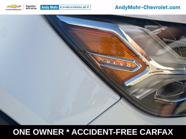 2019 Volvo XC40 Momentum