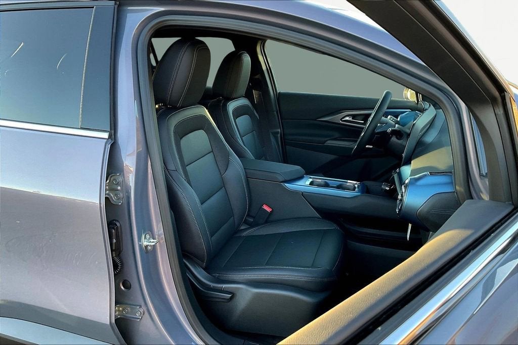 2026 Chevrolet Equinox EV 2LT - Photo 12