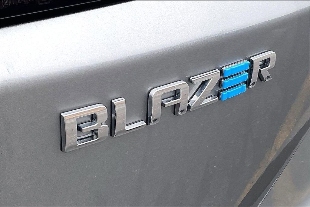 2025 Chevrolet Blazer EV LT - Photo 11