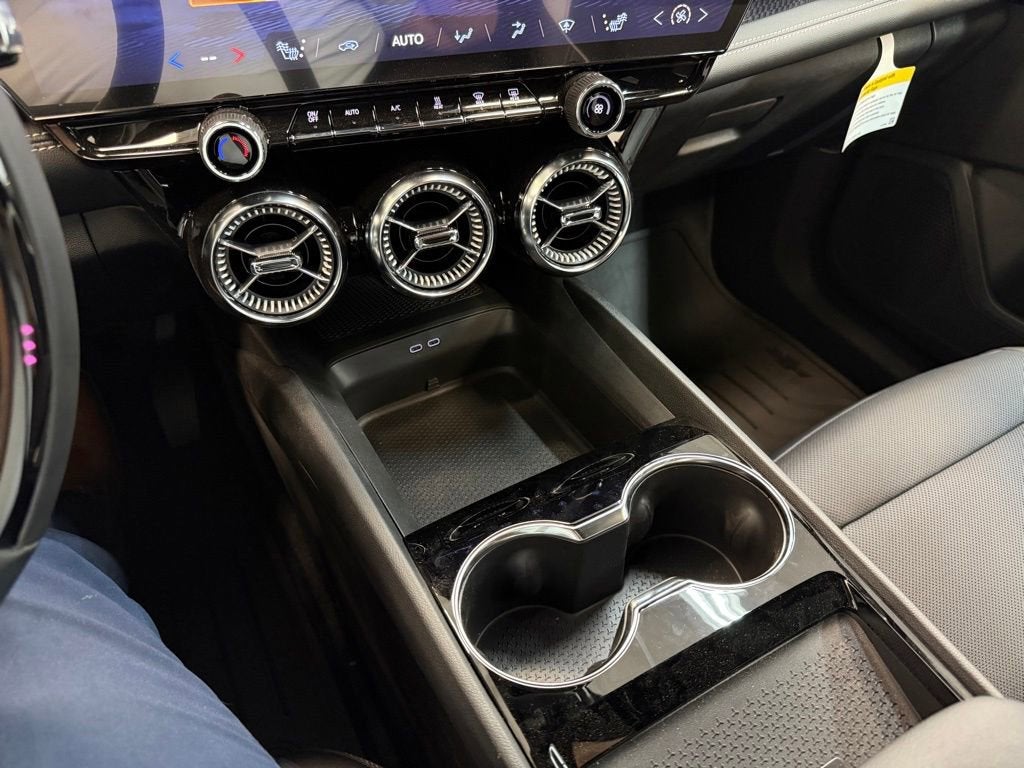 2025 Chevrolet Blazer EV LT - Photo 18