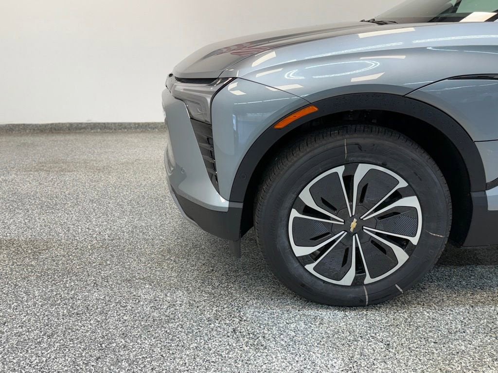 2025 Chevrolet Blazer EV LT - Photo 29